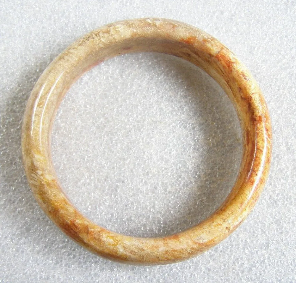 

1395 Natural Coral Bangle/Bracelet