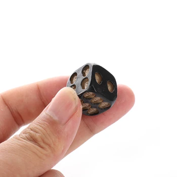 

5 PCS/ set of Decompression Creative 3D Bone Head Dice Club Bar Party Game Toy Resin Child Adult Dice New Exotic Entertainment