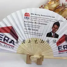 100 шт персонализированный логотип ручной складной элегантный шелк и бумажный веер Свадебные украшения сувениры