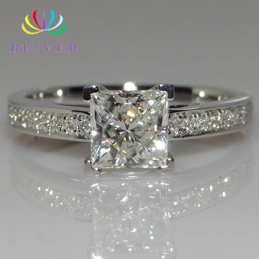 

Beiver Trendy Geometric Clear Colour Micro Pace Cubic Zirconia Wedding Rings for Women White Gold Engagement Jewelry R421