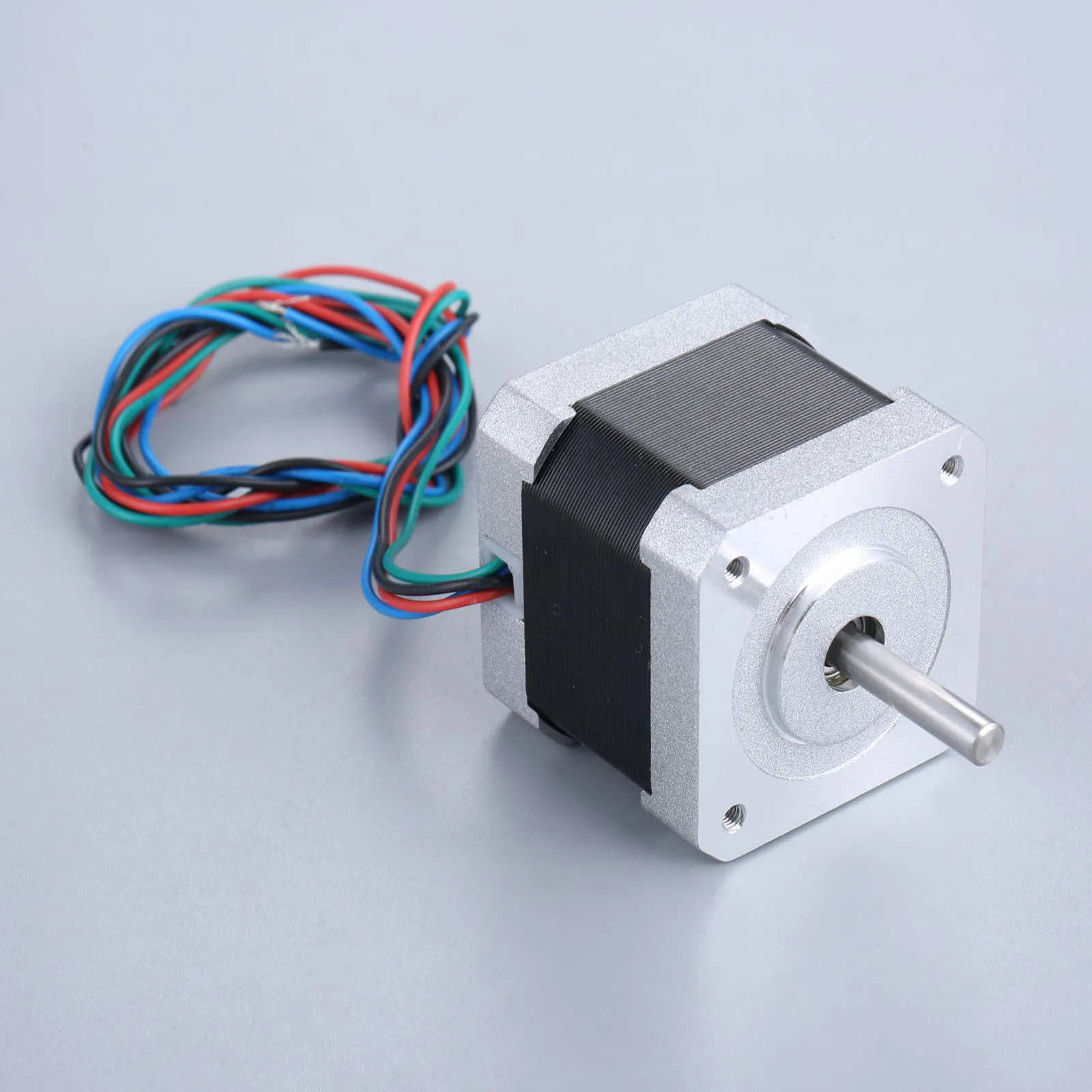 

Nema 17 Hybird Stepper Motor 40mm 1.8 Degree 2 Phase 4200g.cm 1.7A Stepper Motor 4 Leads For CNC 3D Printers