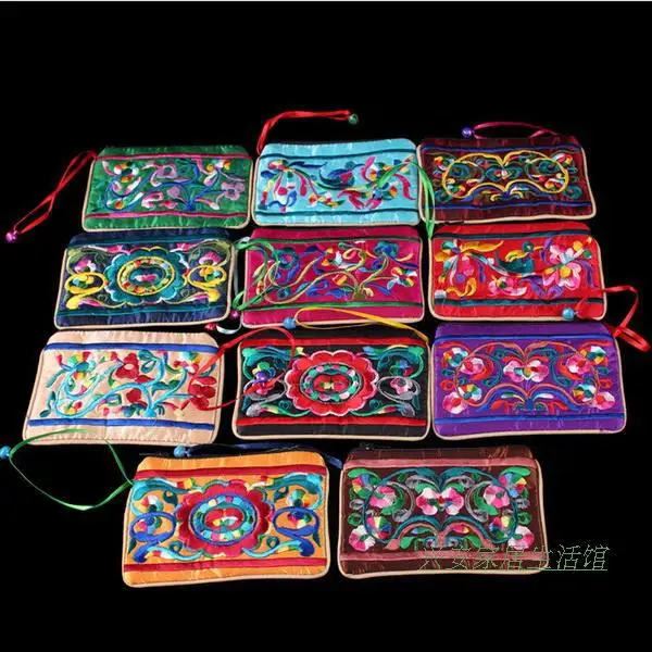 

Embroidery Small Bells Zippered Bags for Jewelry Packaging Satin Card Holders Coin Purses Rings Earrings Stud Pendant Gift Pouch