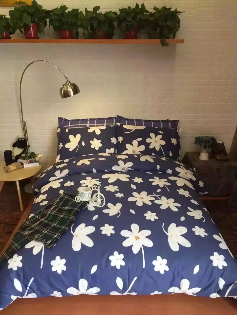 

New Japanese Brief Freh Style Lily four pcs spring summer bedding sets high quality 100% cotton duvet cover bedsheet Pillowcase