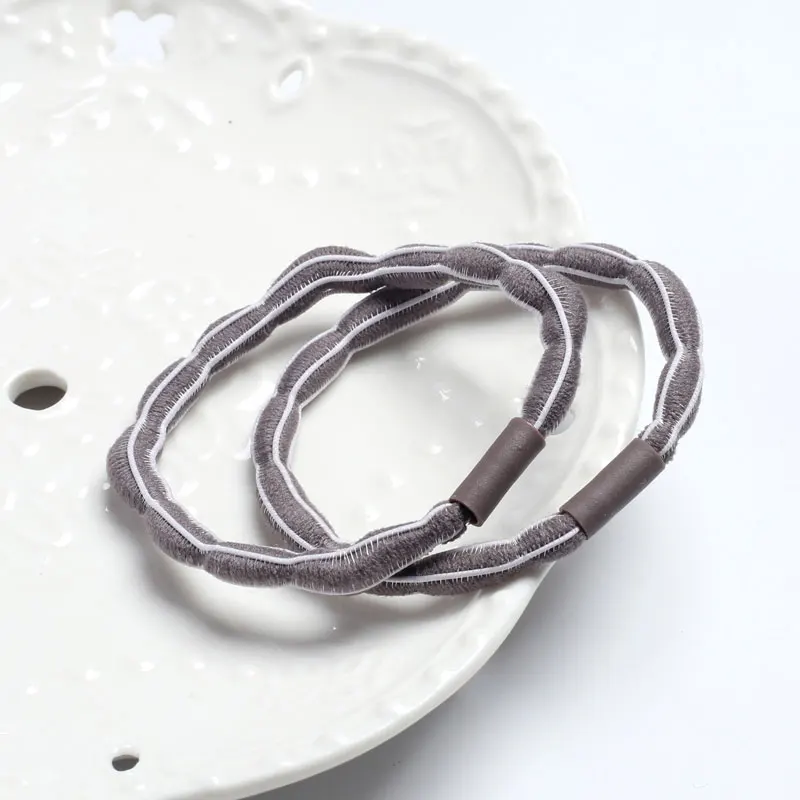 grey-hair-ties