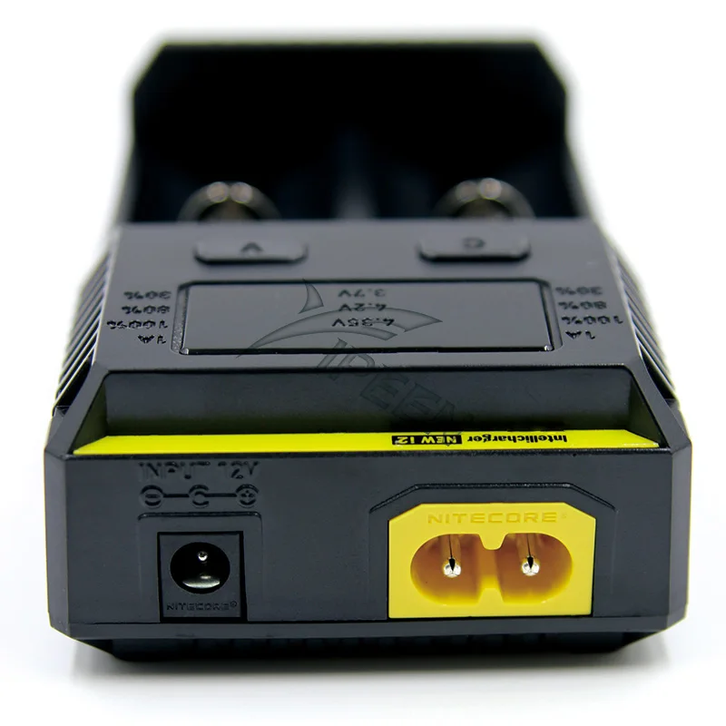 Топ Nitecore i2 intelli-зарядное устройство Универсальное зарядное устройство для AA AAA Li-Ion 26650 18650 14500 батареи зарядка+ Автомобильный Кабель