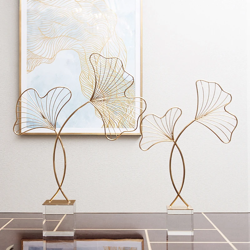 

Luxury Gold Metal Ginkgo Leaf Shape Ornaments Creative White Marble Statue Retro Desktop Crafts Artwork Home Office Decoration