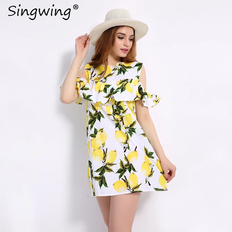 Летнее мини платье с открытыми плечами и круглым вырезом лимонным принтом|dress