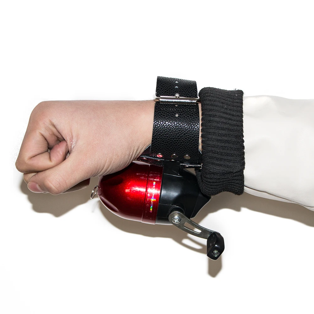 

2019 new 1pc WristBand + 1pc reel for fishing slingshot wrist protector catapult PU hunting archery shooting fish sport