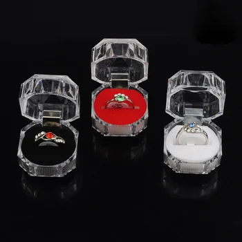 

3.8*3.8cm Elegant Portable Acrylic Transparent Rings Earring Display Box Wedding Jewelry Package Box 3 Colors Wholesale