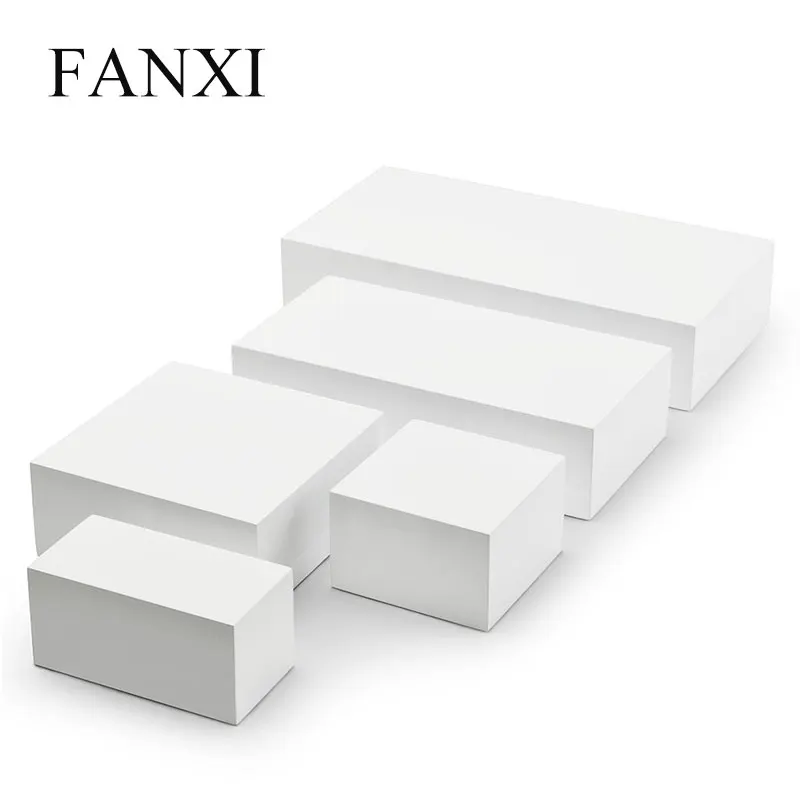  FANXI New Product White Jewelry Display Table Set Wooden Ring Bracelet Display Stand Earring Pendan