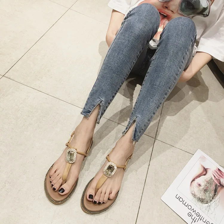 

Fashion PU Leather Women T-strap Sandals with geometric figure Crystal Shoes Woman Flats Flip Flops Shoes Summer Beach Sandals