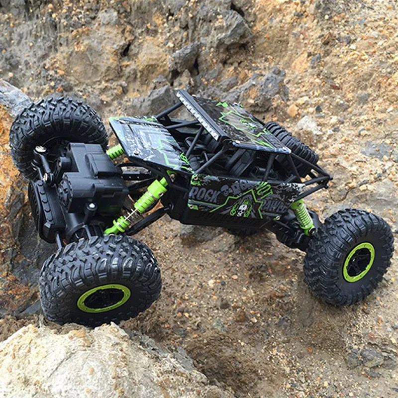 

Large 1:18 4CH RC Cars Updated Version 2.4G Radio Control RC Cars Models Toys 2017 High speed Off-Road Trucks Toys for Children