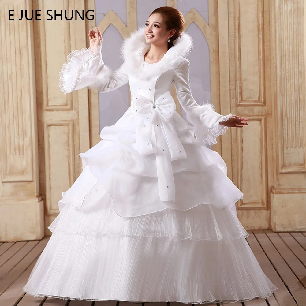 4245 31 De Réductione Jue Shung Blanc Organza Pas Cher Robes De Mariée Musulmane 2018 Manches Longues Robes De Mariée Dhiver Vestido Noiva