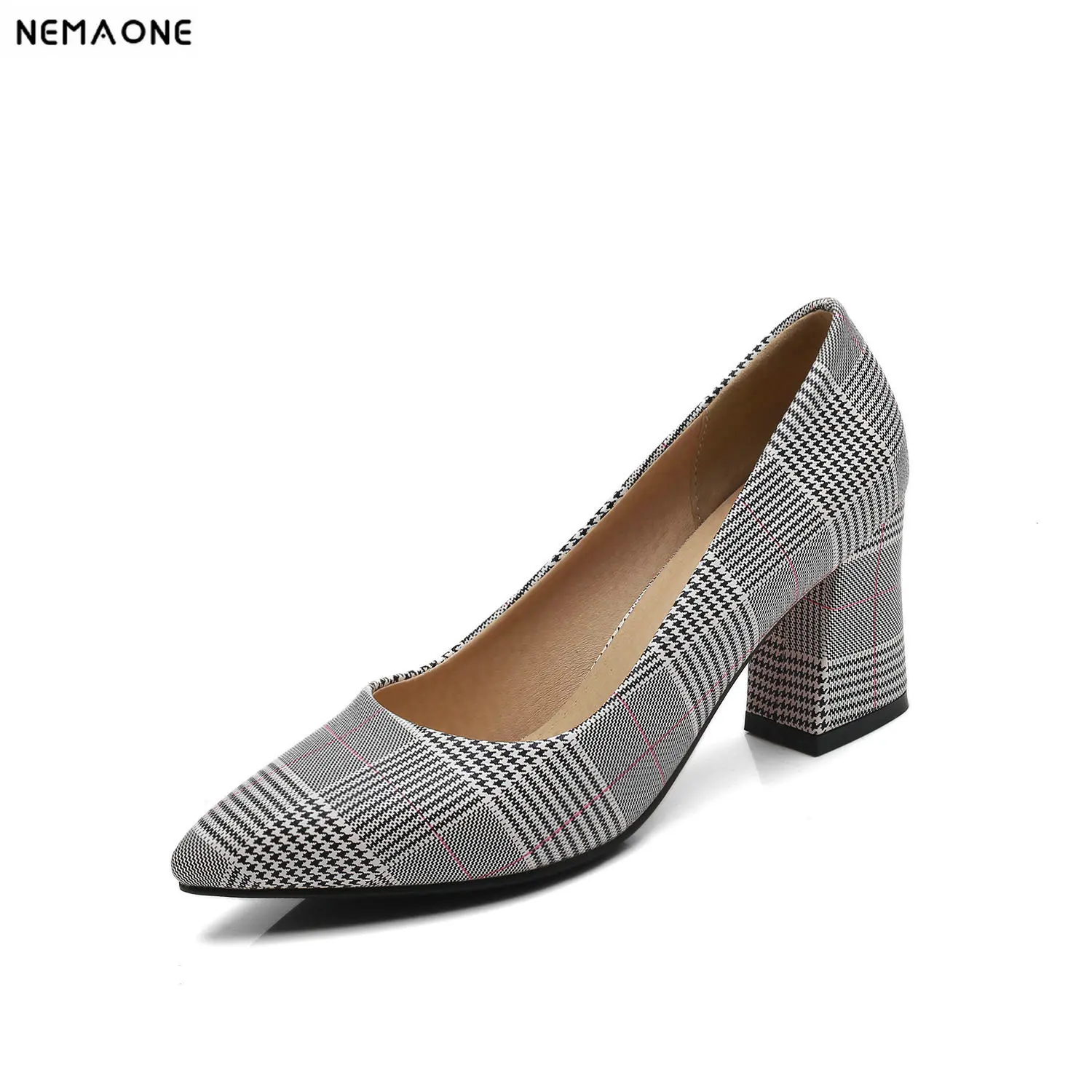 

2018 New british style plaid shoes woman thick high heels shoes poined toe dress shoes woman large size 34-43