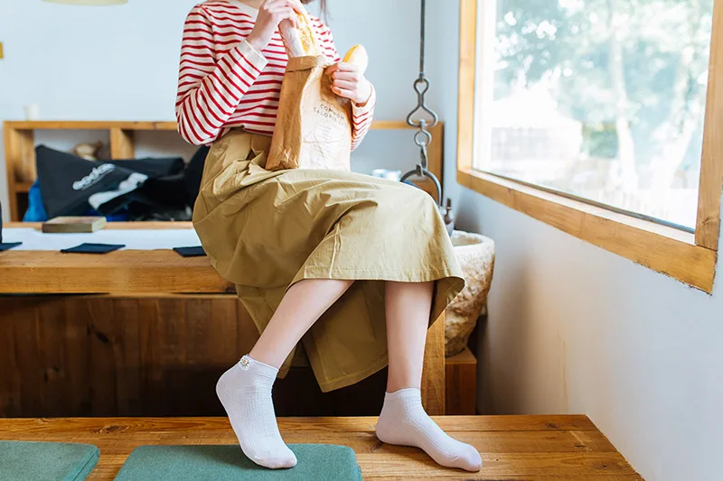 [COSPLACOOL] вышивка кнопки однотонные кружевные носки Harajuku Японии Карамельный цвет сладкий носок Творческий жаккардовая свежая хлопковые