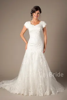 

Vintage Ivory Lace Appliques Mermaid Modest Wedding Dresses With Cap Sleeves Buttons Back Queen Anne Neck Formal Bridal Gowns