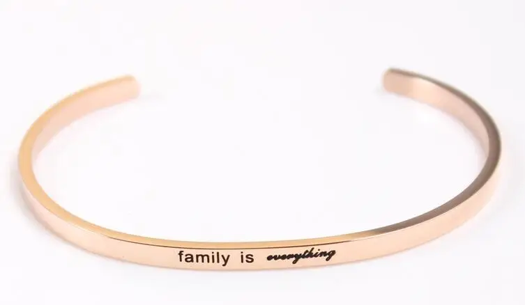 Новинка, розовое золото, нержавеющая сталь, выгравирована, положительная вдохновляющая цитата, отпечаток руки, Браслет-манжета, браслет для женщин, лучшие подарки - Окраска металла: family is everything