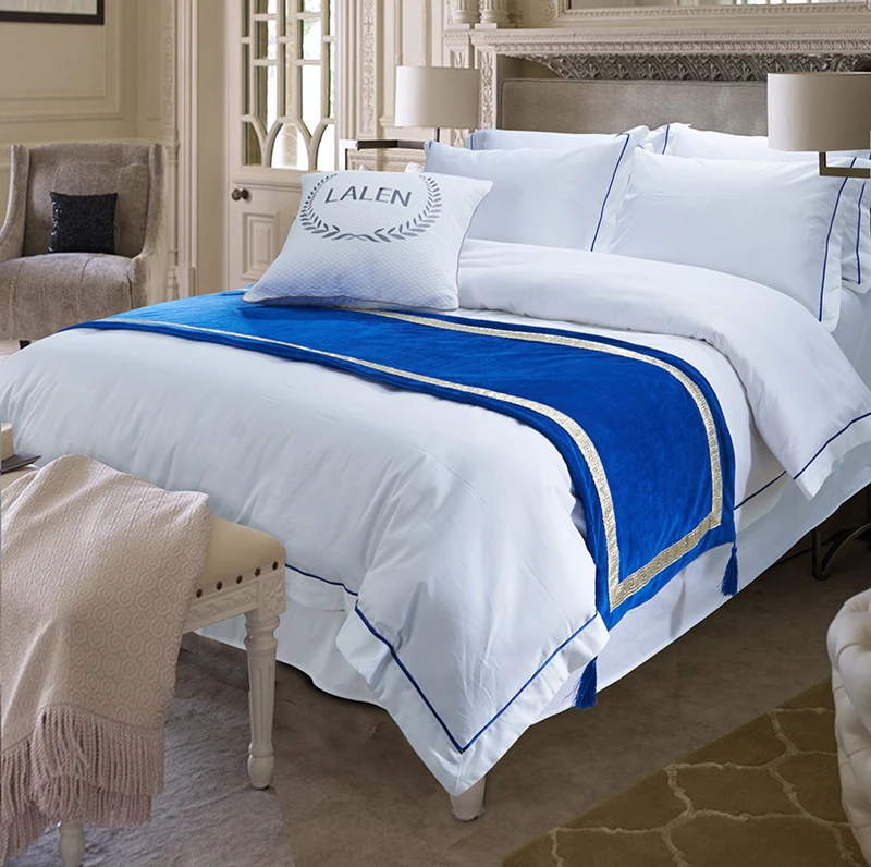 4pcs 100 Cotton Thick sateen fabric Pure White Hotel bedding set with bright blue piping king