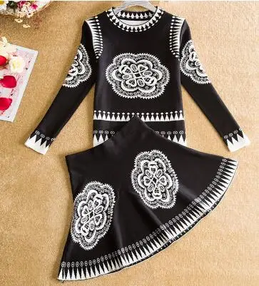 Новое поступление, Женский комплект вязаной одежды в винтажном стиле, свитер с длинными рукавами и юбка с завышенной талией, комплект из 2 предметов с принтом - Цвет: Черный