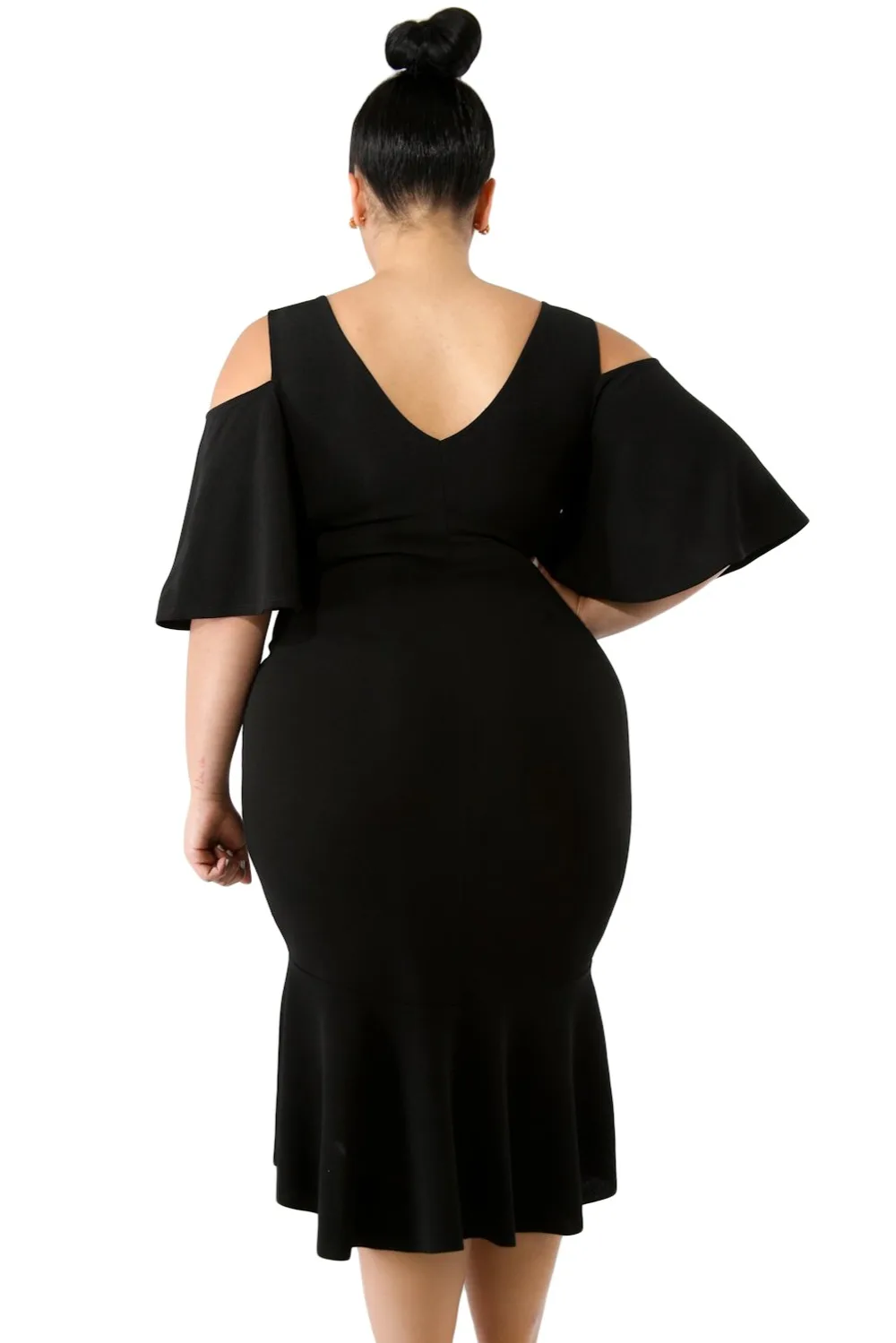 Black-Flutter-Sleeve-Cold-Shoulder-Plus-Size-Dress-LC610265-2-2