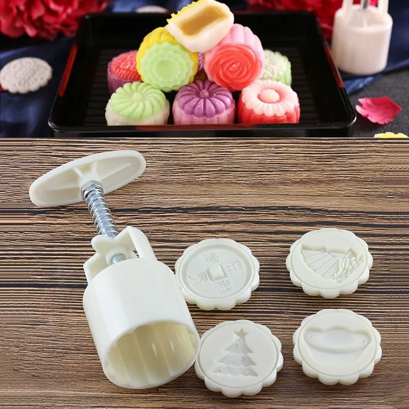 

3D Christmas Tree Mooncake Mold 1 Barrel 4 Stamps Set Hand Pressure Fondant Moon Cake Mould DIY Kitchen Baking Accessories