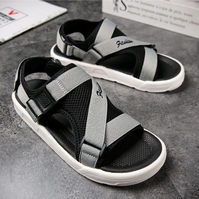 

Man Beach Sandals 2018 Summer Gladiator Men's Outdoor Shoes Roman Men Casual Shoe Hollow Flip Flops Large Size 44 Slippers Flat