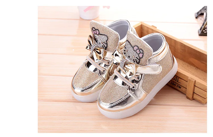 Ninas/Детские кроссовки со светодиодной подсветкой; Tenis Infantil; детская обувь; коллекция года; сезон весна-осень; повседневная спортивная обувь для отдыха для девочек