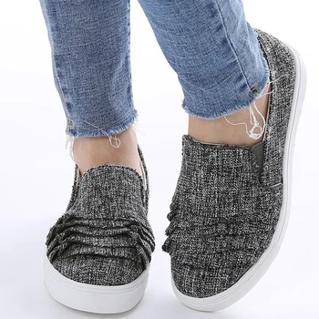

2019 New Spring Casual Soft Flat Pleated Platform Flats Women Slip On Solid Round Toe Creepers Female Shoes XWD7201