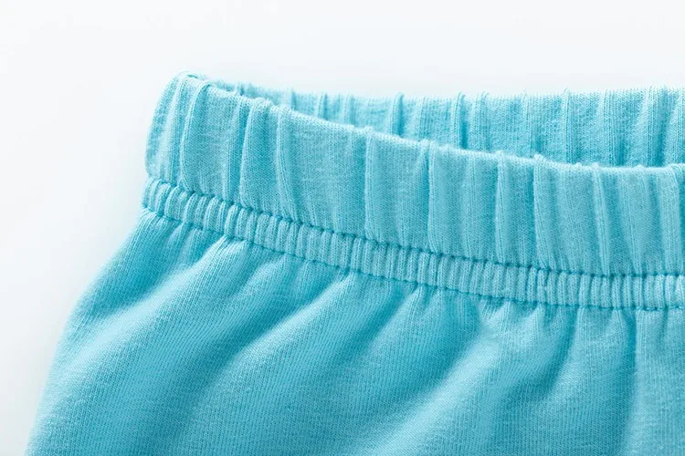 3057058940_1991197794