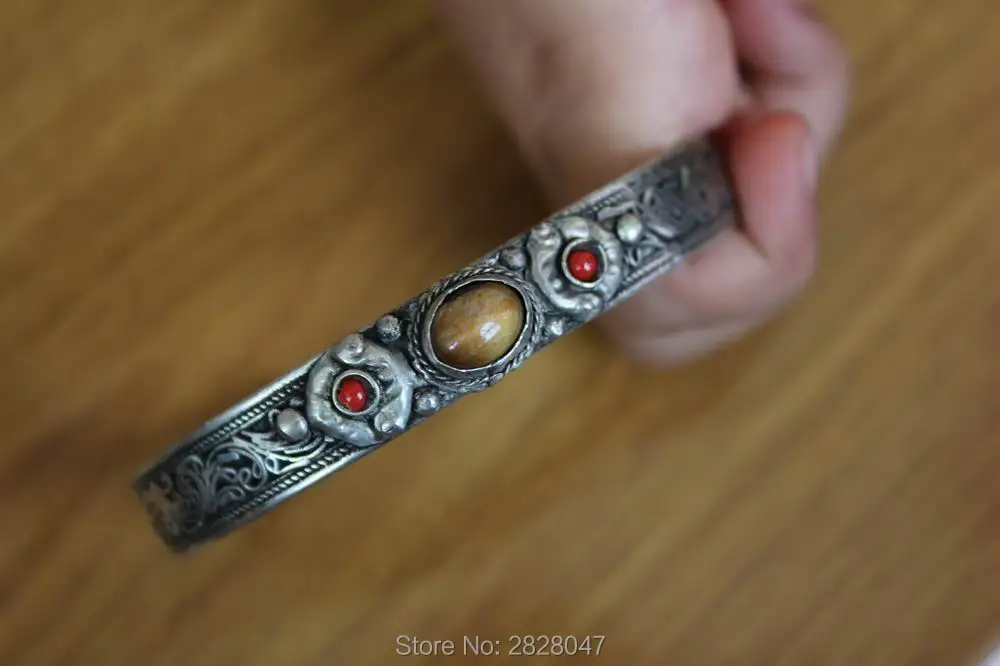 BR444 тибетский серебряный инкрустация природным камнем Браслет манжета непальский винтажный цветочный шелк тигровый глаз Оникс регулируемый браслет