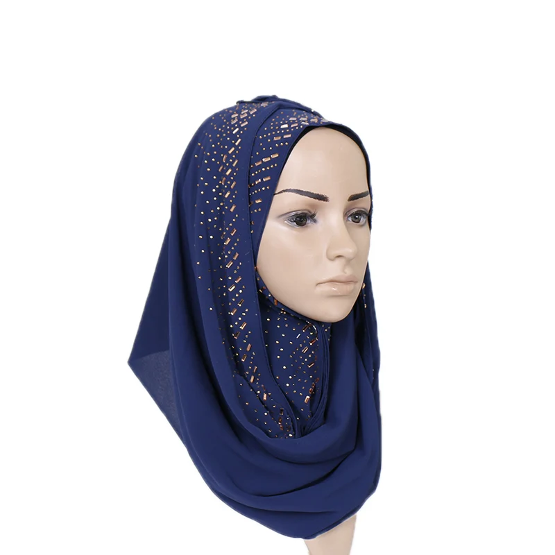 Для женщин сплошной цвет пузырь шифон шали со стразами шарф хиджаб оголовье обёрточная бумага модные мусульманские 16 цвет шарфы для/шарф 180*75 см