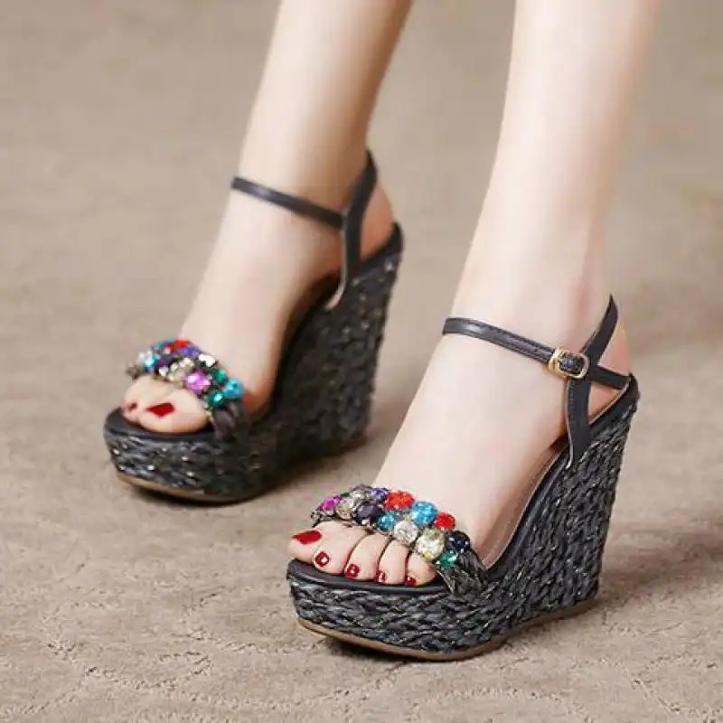 summer 2019 wedges