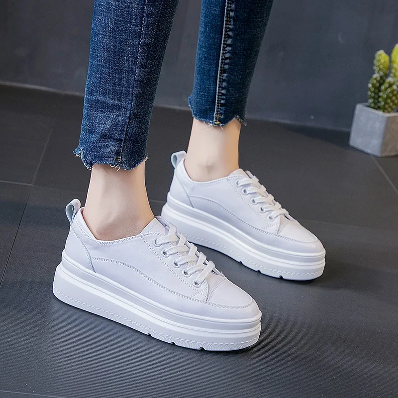 

2019 Hot sale Sports shoes round head casal white