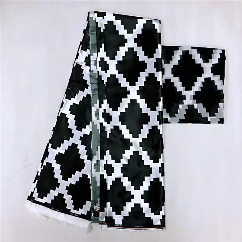 

Imitated silk fabric african fabric wholesale high quality 2019 soft silk fabric for dress African print fabrics 5 yard TJ0769