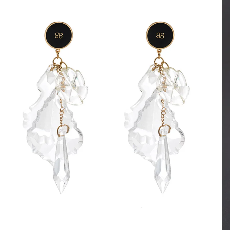 

Irregular personality artificial crystal transparent fashion earrings