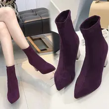 Модные ботильоны с эластичными носками на высоком массивном каблуке; эластичные женские осенние пикантные ботиночки с острым носком; женские туфли-лодочки; размеры