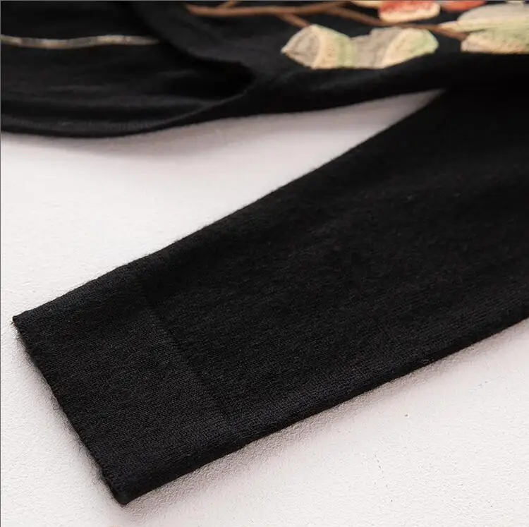 Женский черный свитер, топ в китайском стиле, королевская свободная шерстяная вышивка с цветочным рисунком размера плюс, вязаное пальто, элегантное женское M-XXXL