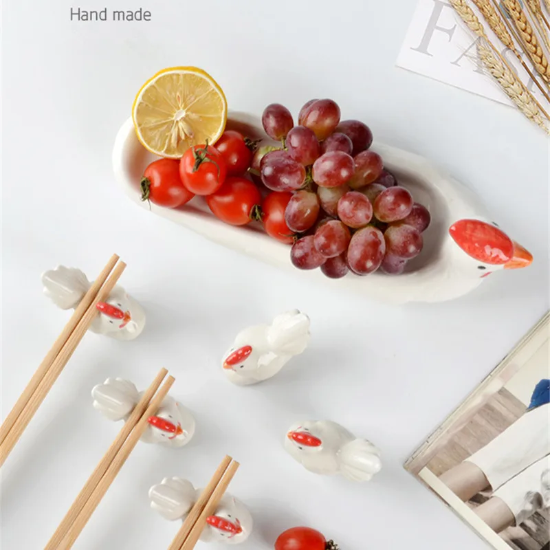 6Pcs/Lot Japanese-Style Ceramics Storage Tray Cartoon Duck Rabbit Chopsticks Holders Exquisite Desktop Dinnerware Decoration Set