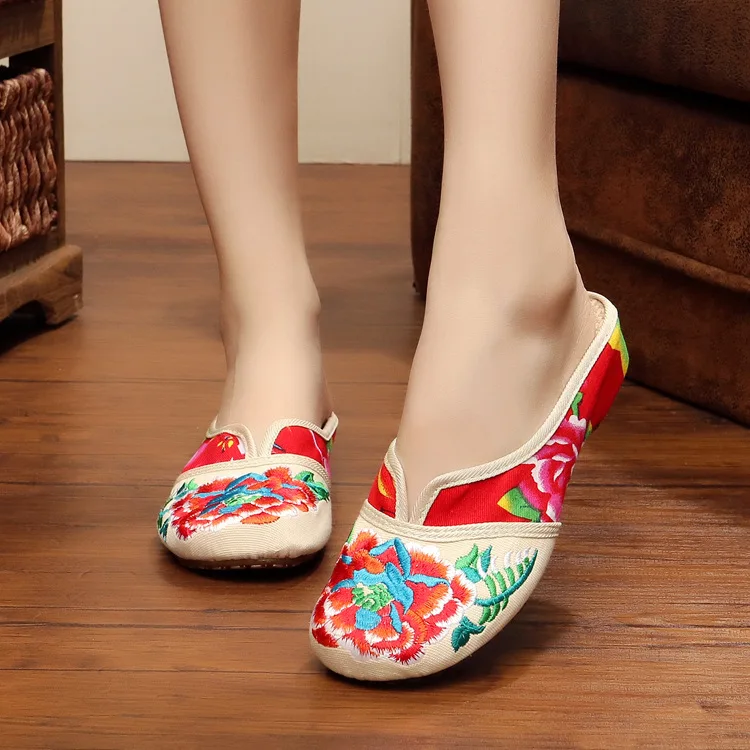 

Summer New Old BeiJing national Embroidery slippers leisure travel embroidered women's singles shoes sandals slippers