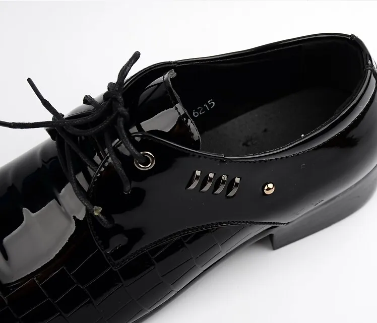 Movechain модные Для мужчин обувь со шнуровкой полуботинки, платье, обувь Для мужчин s из искусственной кожи Бизнес офисная Свадебная обувь на плоской подошве мужские Повседневное Вечерние обувь для вождения