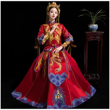 

Red formal dress royal wedding cheongsam style costume bride vintage Chinese traditional embroidery phoenix Tang suit Qipao