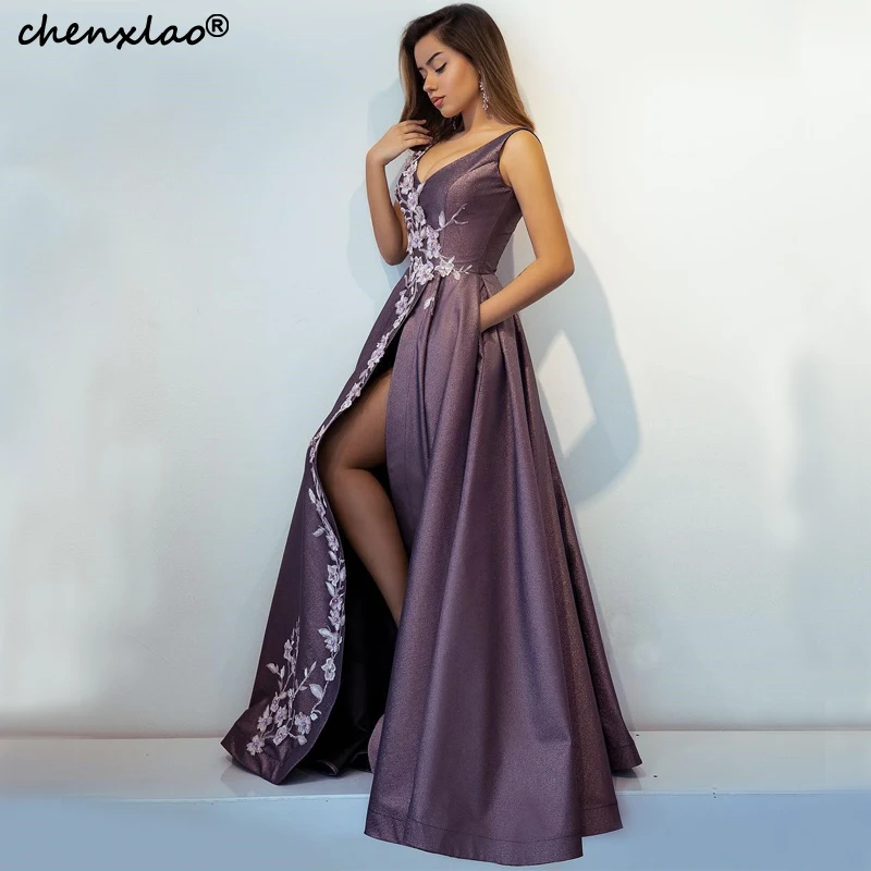 

Charming Evening Dresses Long 2019 A-Line V-Neck Sleeveless Split Lace Appliques Floor Length Evening Formal Party Gowns