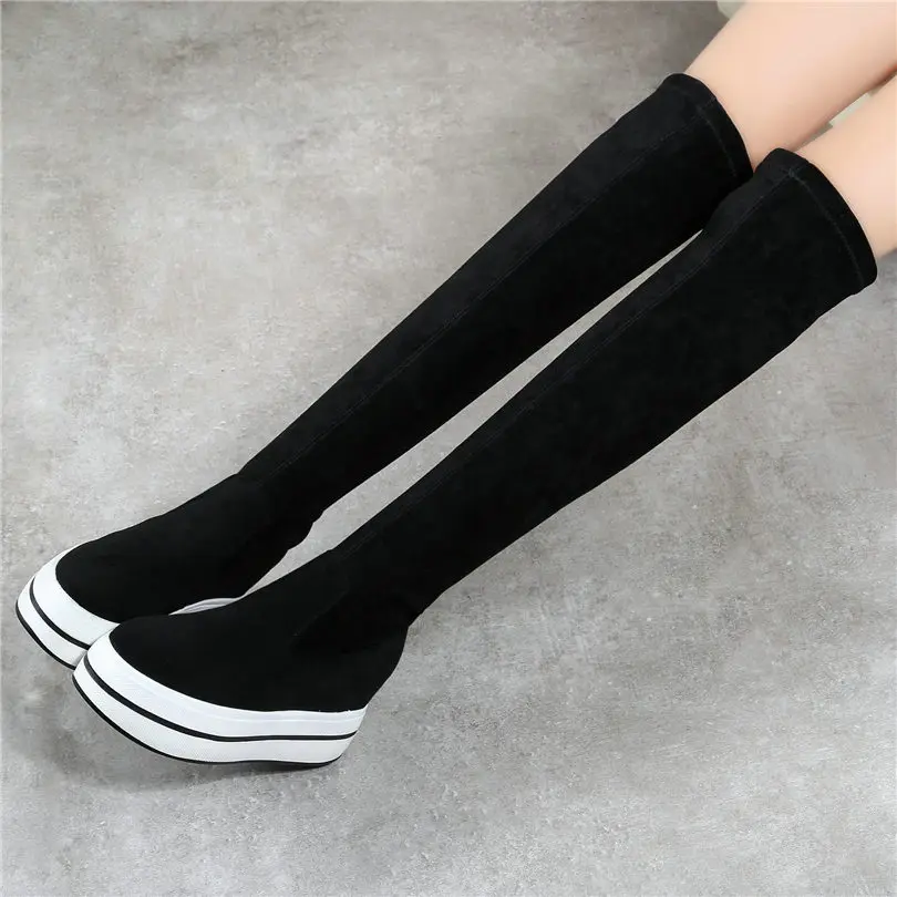 5M7A6794