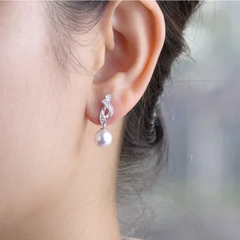 

ZHAO Natural Japanese seawater AKOYA pearl earrings Gold inlay import Zircon