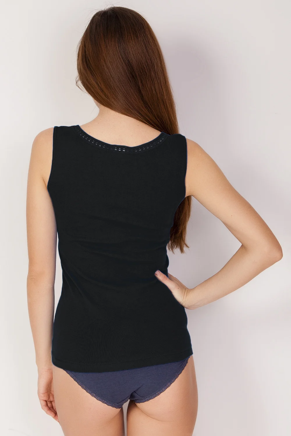 рассказ о футболке. майка спортивная мужская. серая майка. футболка исторические сведения. Modis m201w00083.