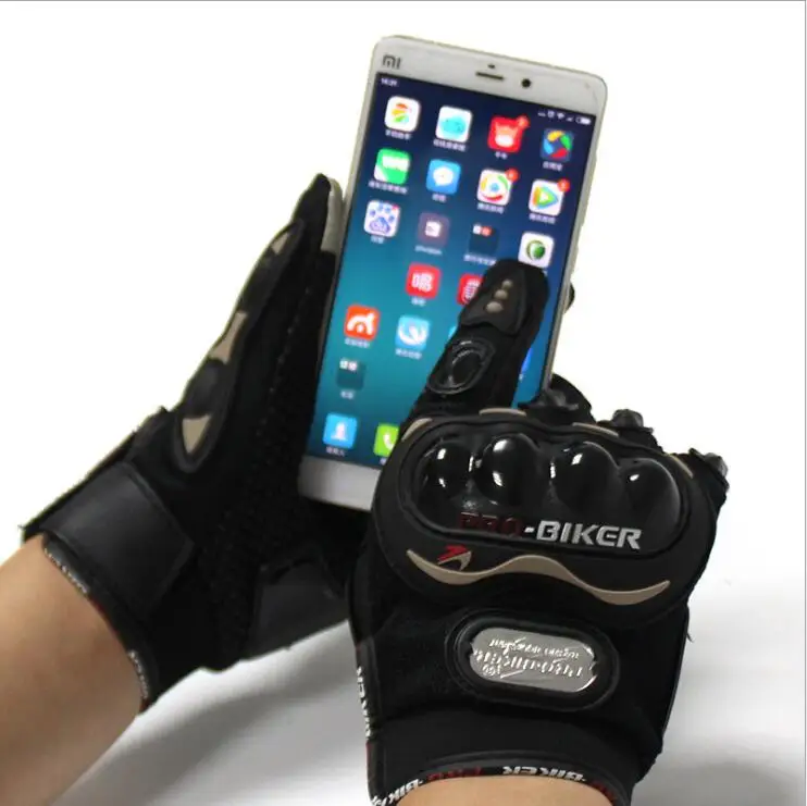 

BuzzLee Anti-slip Motorcycle Rider Driving Slip PU Leather Touch Screen Gloves Suitable for New iPad 2018 for iPhoneXs Universal