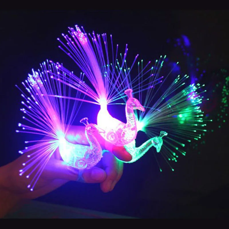 Peacock Finger Light I