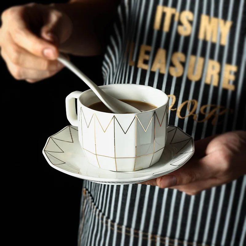 Yolife керамические чашки и блюдца, набор кофейных чашек с бриллиантами, британский вечерний черный чайный сервиз, фарфоровая чайная чашка для свадебных подарков