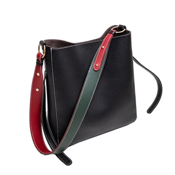 

Wild Large Capacity Single Shoulder Messenger Bag Korean Version Of the Simple Fashion Portable Bucket Bag