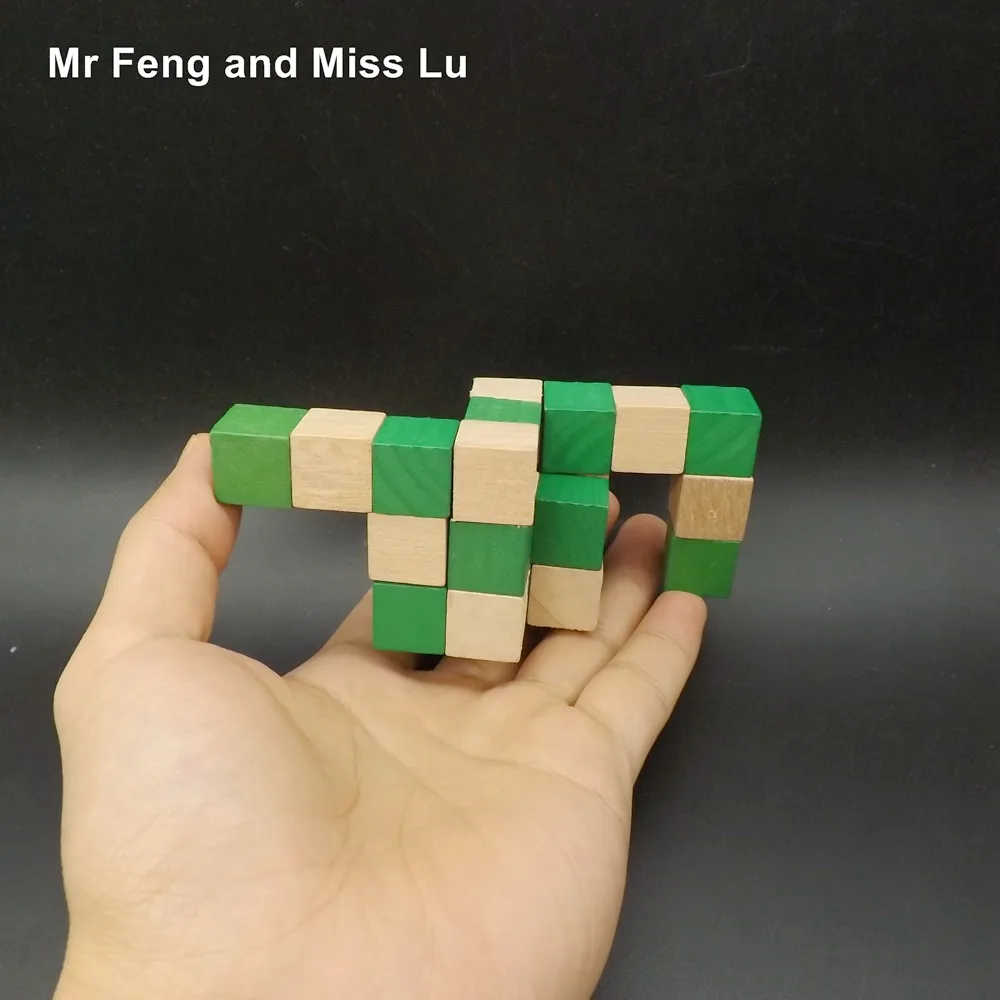 

Kong ming Lu ban Wooden Lock Toy 3D Cube Dragon Lock Green Blocks Kid Gift